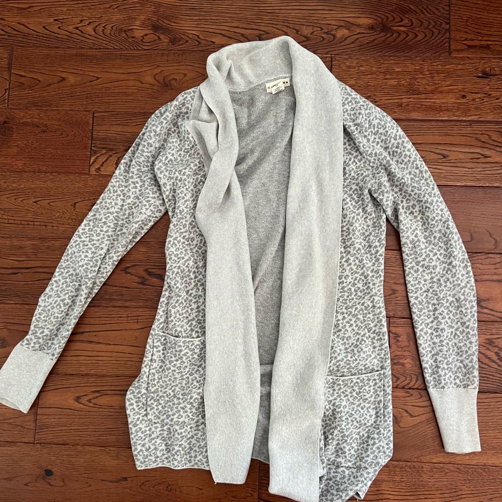 Grey leopard print sweater